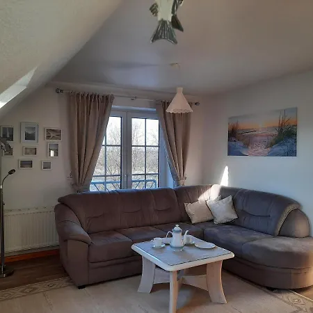 Appartement Wormshoeft 16 *